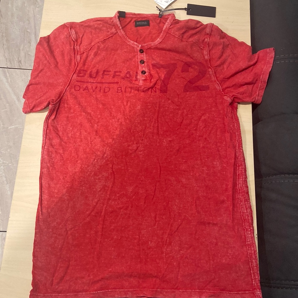 Mens buffalo by david bitton tee . New ,mens size Medium